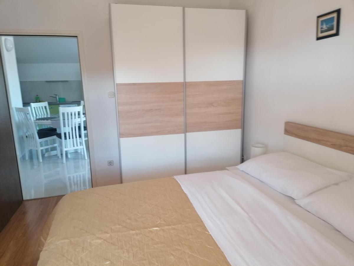 Apartments Tomas Betina  Εξωτερικό φωτογραφία