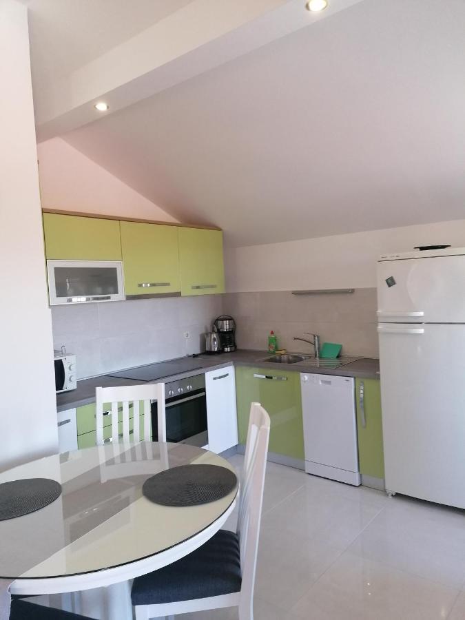 Apartments Tomas Betina  Εξωτερικό φωτογραφία