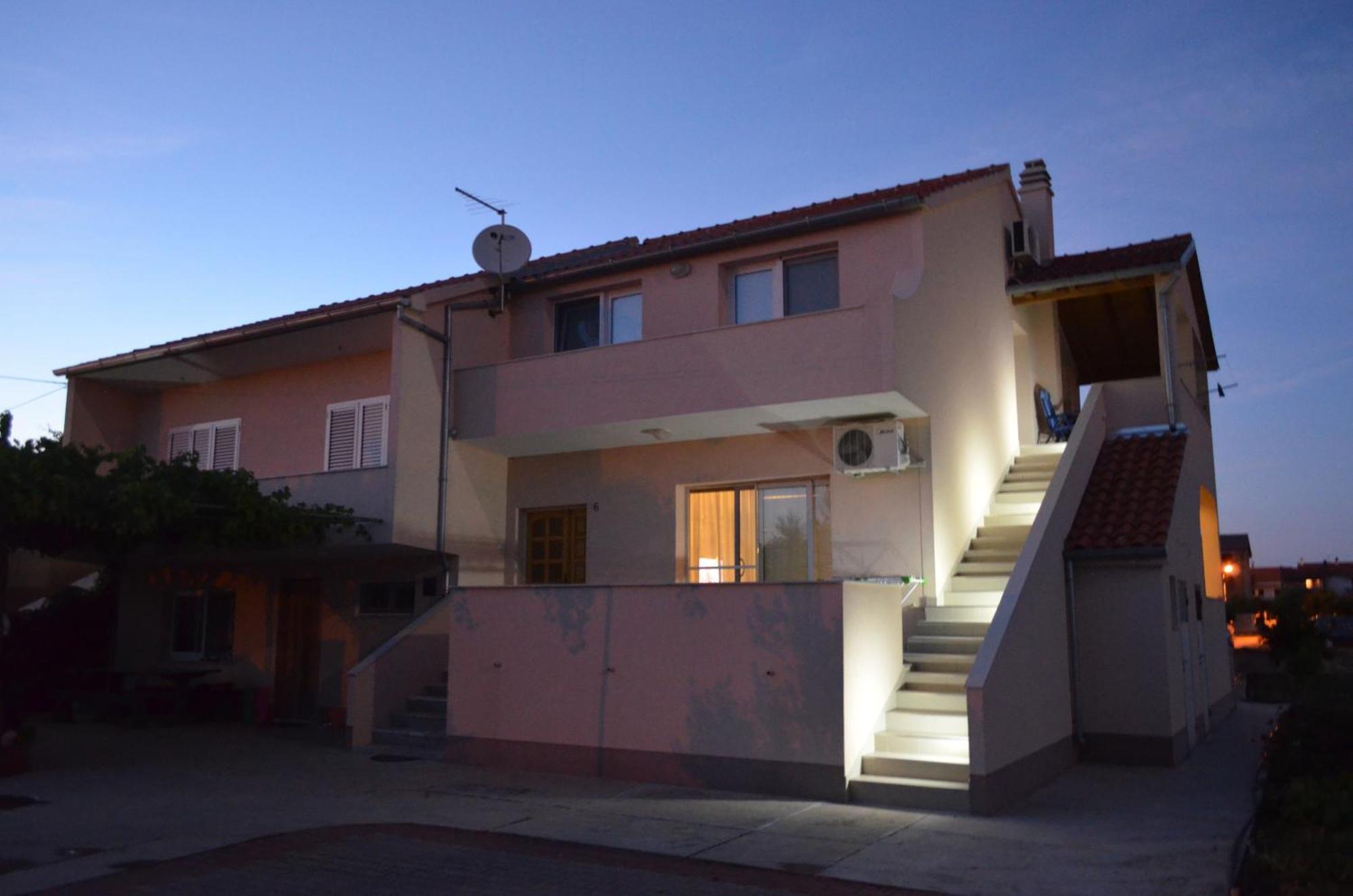 Apartments Tomas Betina  Εξωτερικό φωτογραφία