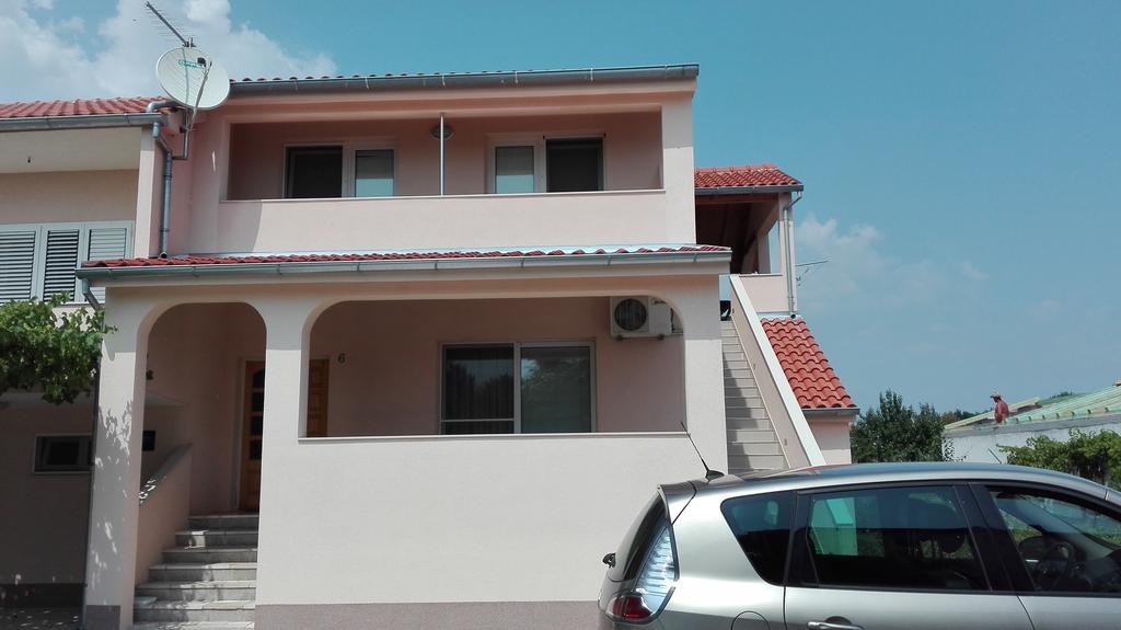 Apartments Tomas Betina  Εξωτερικό φωτογραφία